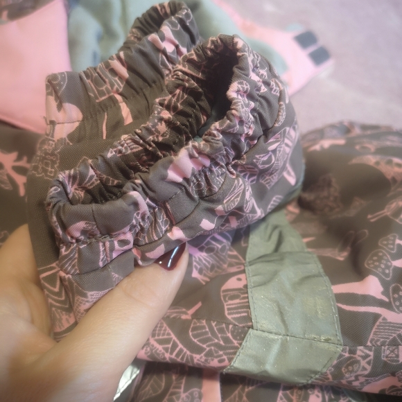 Kid winter jacket size 104 - Picture 3 of 6